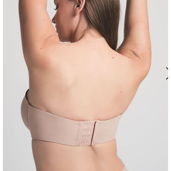 Skims Clay Fits Everybody Strapless Bra - Picture 5 of 8